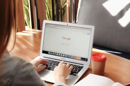搬家公司怎麼選？最完整15間PTT、Dcard，Google搬家公司推薦！